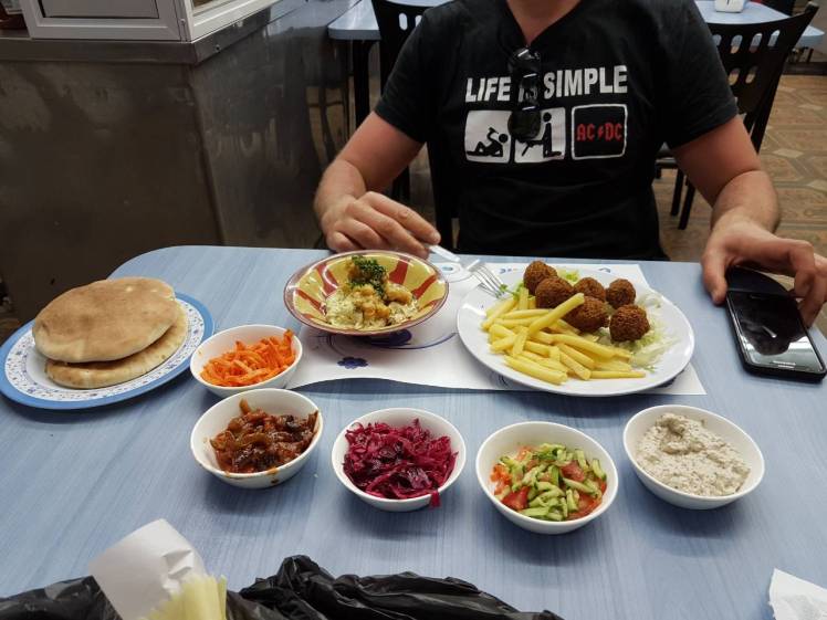 IMG-efa4edbd1a06dd2f81685eb570f7e7df-V